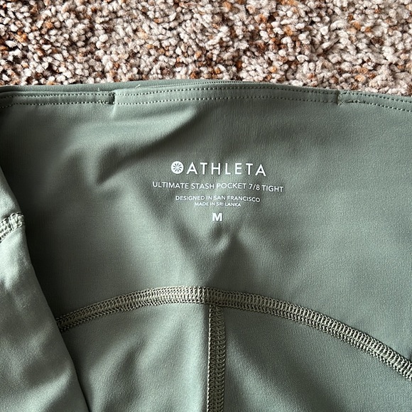 Athleta 7/8 leggings size M NWOT - Picture 2 of 4